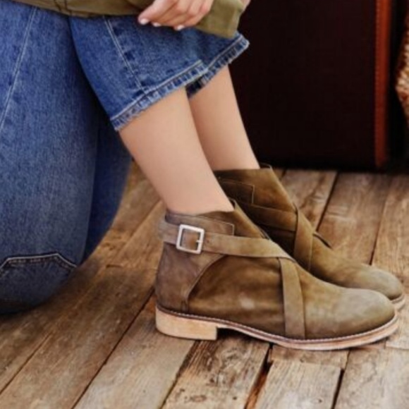 Free People Shoes - BRAND NEW Free People Las Palmas Ankle Boot Green